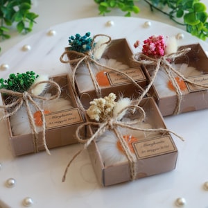 Bomboniere per matrimoni, candele personalizzate con margherite, candele per matrimoni personalizzate, salva la data, candele per damigelle d'onore, candele personalizzate, bomboniere per matrimoni