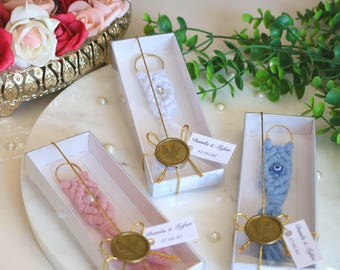 Llavero de macramé personalizado, detalle para bodas con borla, llavero hecho a mano