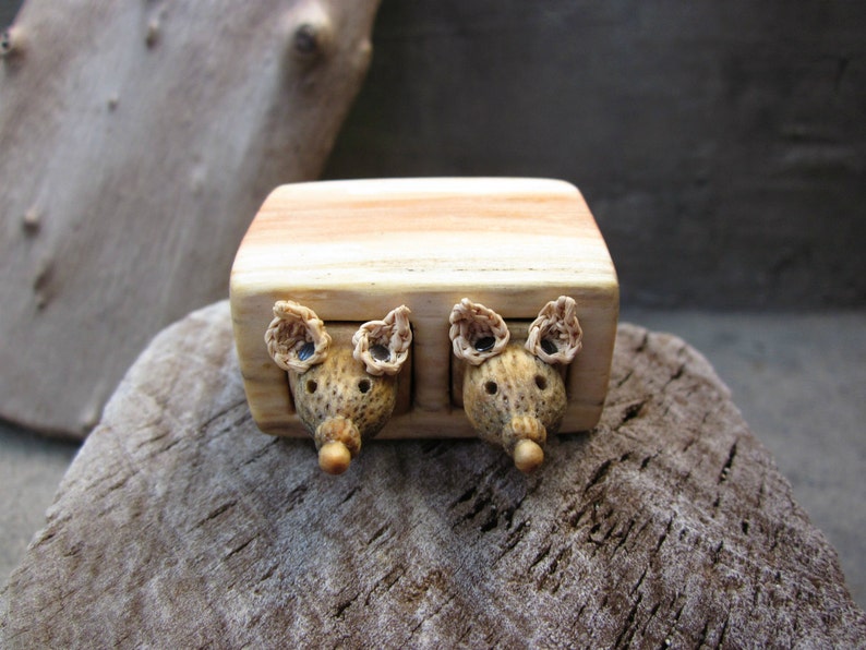 Miniature drawers with animals, Wood carving mouse, Unique wood box, Wood sculpture, Reclaimed wood miniature art image 1