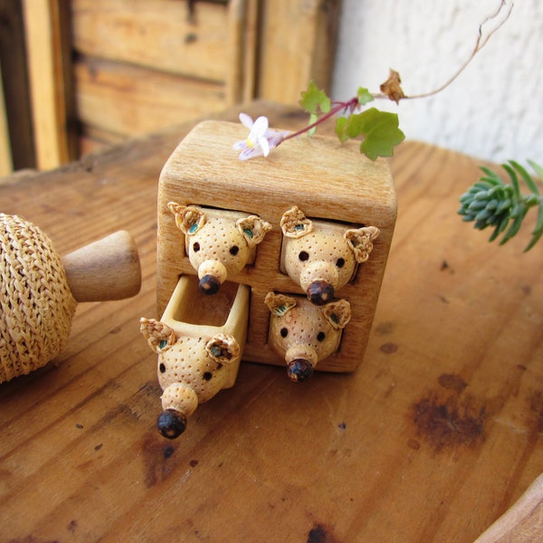 Miniature drawer with mouses Wood carving Wood box Wood sculpture Reclaimed wood art Miniature furniture Dollhouse furniture