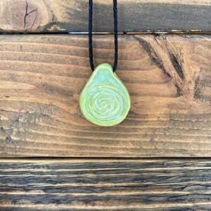 Teardrop pendant