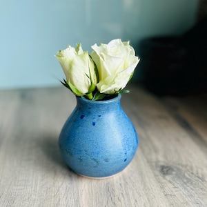 Handmade Ceramic Bud Vase | Rustic Stoneware Single Stem Flower Pot