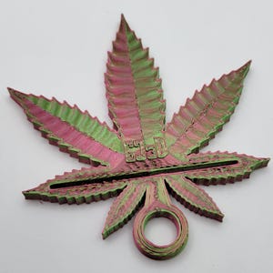 BluntForce™ Pot Leaf Toothpaste Squeezer | Weed-Inspired Tube Crimp Tool Funny Stoner Gift | Zero Waste Roller for Cream, Gel & Toothe Paste