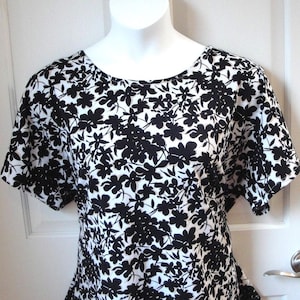 S-XL  Post Surgery Shirt (Breast Cancer, Mastectomy, Shoulder Surgery)/ Adaptive Clothing / Hospice / Breast Feeding-Style Tracie