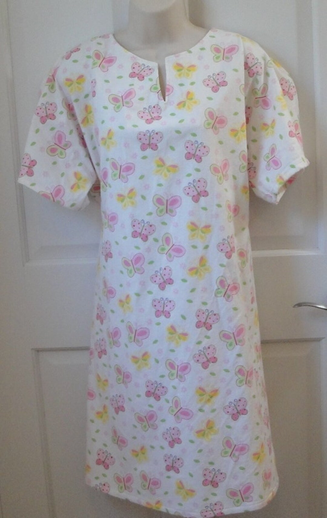 M Post Surgery FLANNEL Nightgown breast Cancer Shoulder Surgery Mastectomy / Hospital / Adaptive
