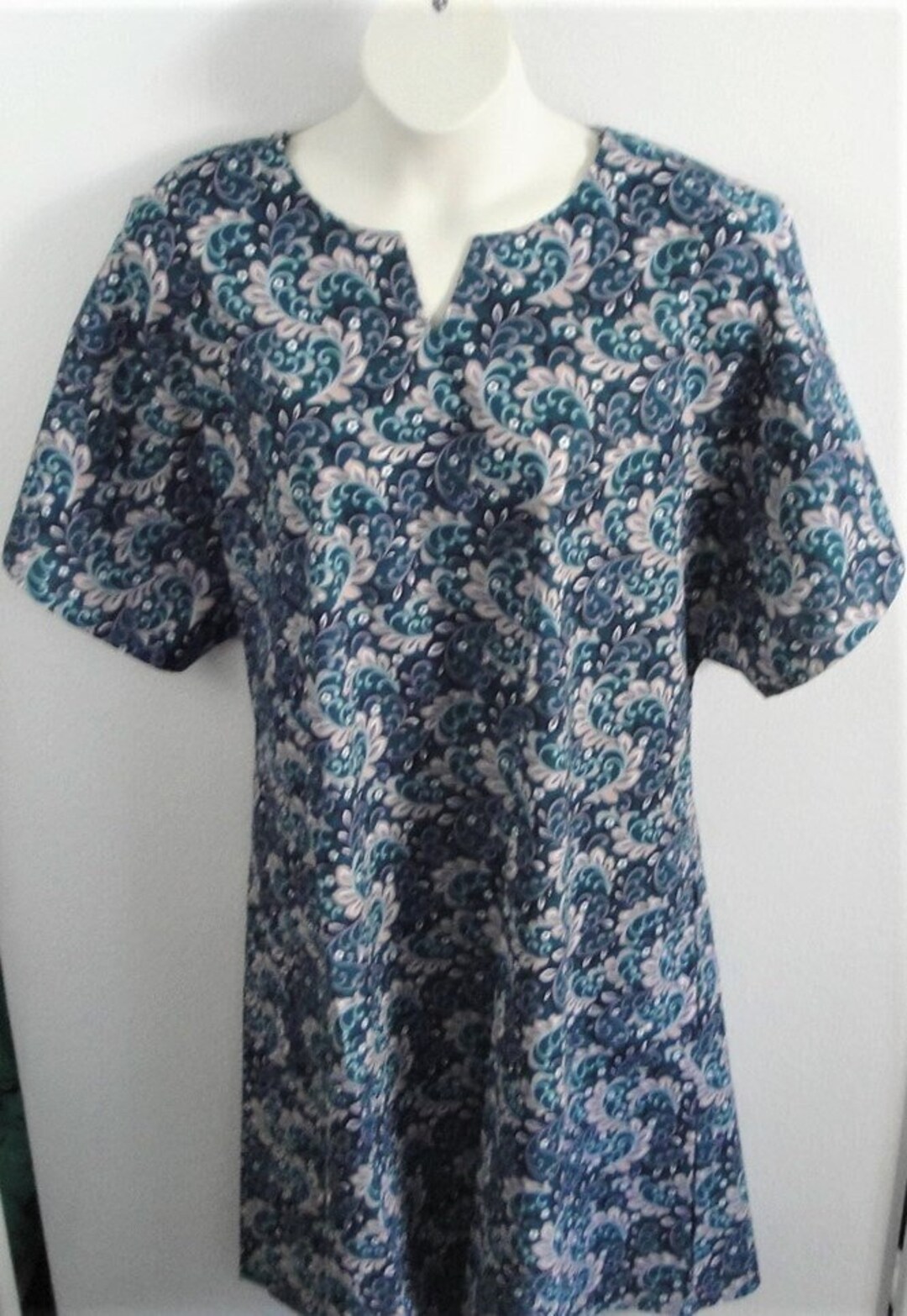 XS3X Post Surgery Gown shoulder, Breast Cancer, Mastectomy / Adaptive Clothing / Hospice