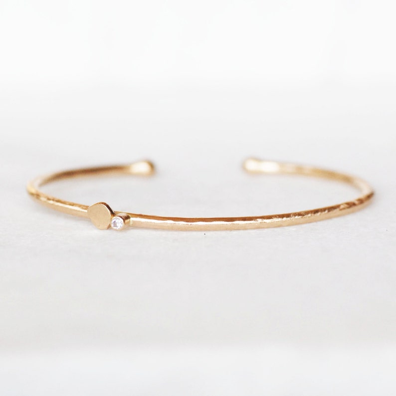 Diamond Cuff 2mm Gold Petal Cuff Hammered Gold Diamond Cuff Eco-Friendly Recycled Gold imagem 2