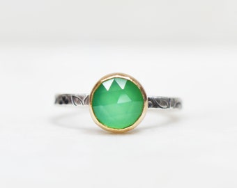 Chrysoprase Ring in Sterling Silver and SOLID 14k Gold, Handmade Rose Cut Patterned Band, Rose Cut Gemstone Ring