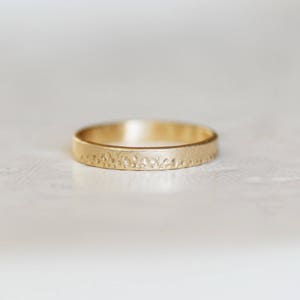Shoreline Wedding Band, Choose Width, 14k Gold Unisex Band, Handmade Gold Band, Recycled Gold, Modern Minimalist Ring,