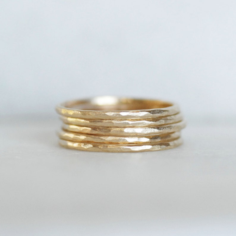 Thin 18k Gold Ring Choose Hammered Textured or Smooth Thin - Etsy Israel