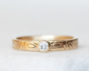 Diamond Patterned Wedding Band, 14k Gold Diamond Solitaire Ring, Floral Pattern Ring, Lotus Ring, Daisy Ring, Handmade Wedding Ring, Nature