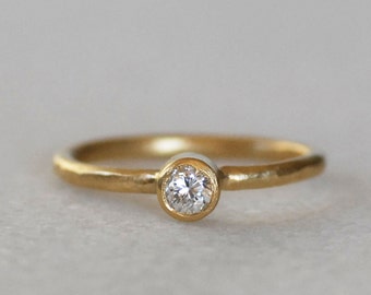 Diamond Solitaire Wedding Ring, Gold Engagement Ring, Choose between 14k or 18k Gold, Handmade Wedding Ring, Fine Jewelry, Dainty Ring