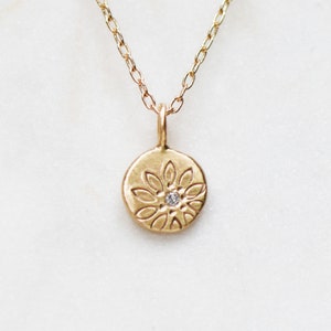 Solid Gold Diamond Daisy Necklace, Wildflower Coin Pendant, Small Daisy Pebble Necklace, Gifts for Her, April Birthstone, Nature Jewelry