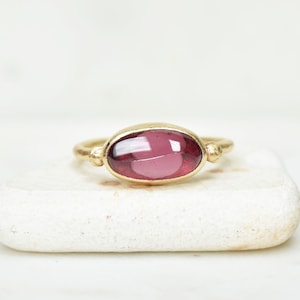 Handcrafted Garnet Seed Ring in Solid 14k Gold, Natural Garnet Ring, Garnet Cocktail Ring, Nature Jewelry, Raspberry Pink Garnet Ring