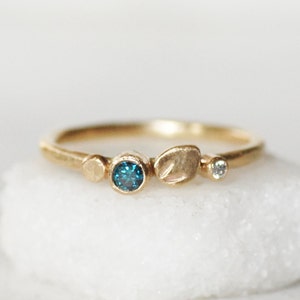 Blue Diamond Floral Ring, Blue Diamond Petal Ring, Solid Gold Flower Ring, Botanical Kaleidoscope Ring, Unique Wedding Ring, Floral Band