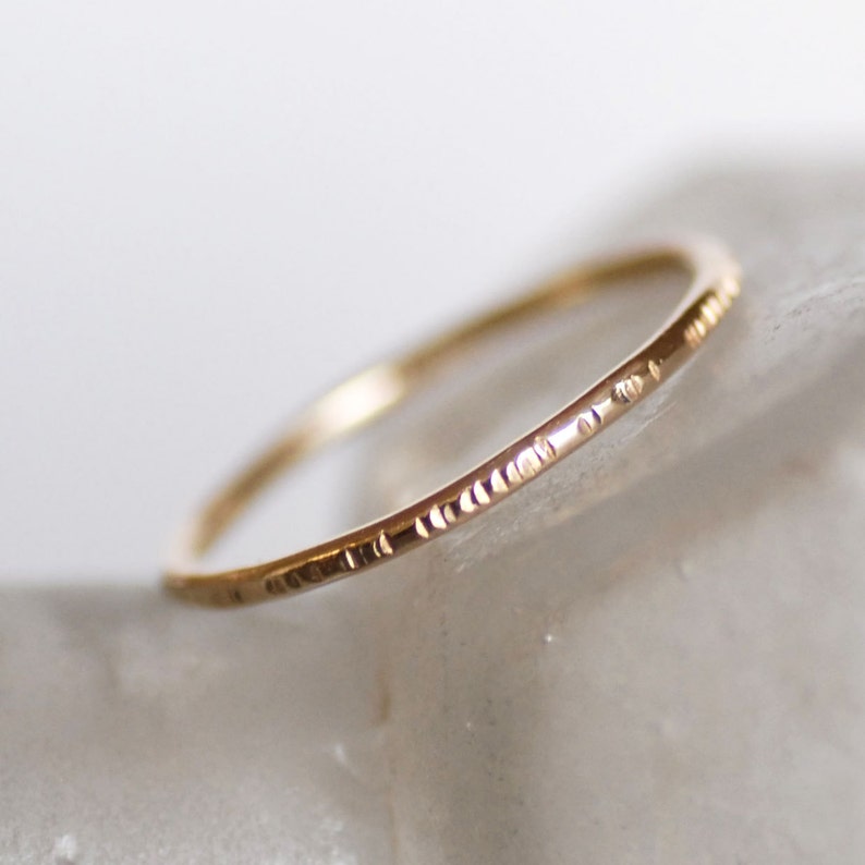 Thin 18k Gold Ring Choose Hammered Textured or Smooth Thin Etsy Israel