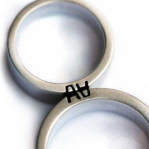 Lindos anéis de promessa com sua marca inicial personalizada em prata ou ouro, conjunto de aliança de casamento personalizada combinando para homens, anel enorme Best Friend