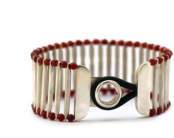 Elegant red bracelet for woman in sterling silver, agate jewelry