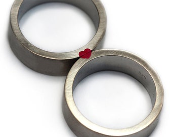 Matching Wedding rings set His and Hers, High quality sterling silver men wedding bands, Red Heart love Ring set