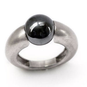 Black Hematite ring in Sterling silver,unique black stone ring,Unique silver Ring, organic and Geometric jewelry