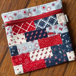 Quilted Patchwork Project Bag, Stars & Stripes Forever Fabric, Crossstitch Knitting Pouch
