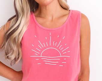 Komfortfarben Sonnen-T-Shirt, Sonnen-Tanktop, SunShine-Vibe-Tank, Sonnenwellen-Tank, Ozeanwellen-Tank, Ozean-Vibe-T-Shirt, Ozean-Vibe, Surf-Vibe-Tank