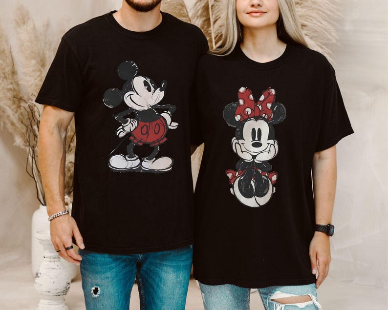 Comfort Colors® Retro Mickey Mouse Shirt, Vintage Minnie Mouse Tshirt, Disney Couple Shirts, Disney Family Matching Tees zdjęcie 4