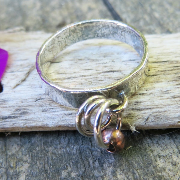 Sterling silver and three hoops dangle ring with copper bead