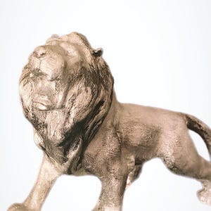 Silver Lion Figurine – Leo Zodiac Gift, Miniature Lion Statue, Astrology Decor, Fire Sign Sculpture