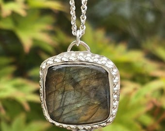 Glowing Labradorite Gemstone Pendant
