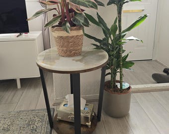 Milky White Onyx Side Table – Natural Round Stone Top