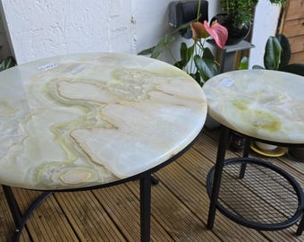Conjunto de Mesas de Encaixe Green Onyx – Conjunto de 2 Mesas de Centro e Laterais em Pedra Natural