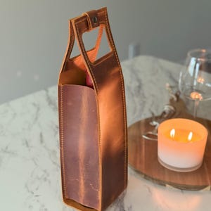 Personalized Leather Wine Bag, Hand Crafted Wine Holder, Wine Bag, Custom Engraved Wine Carrier, Leather Wine Tote, House Warming Gift