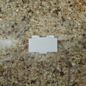 NEW *** Cannula Case, Nasal Cannula Cover/Holder, Keep Prongs Sanitary And clean, COPD. image 3