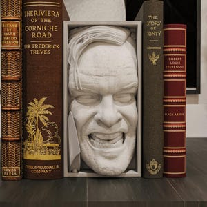 The Shining Jack Torrance Book Nook - Stephen King Novel Horror 3D Printed Creepy Spooky Bookend Unique Gift Halloween Decor