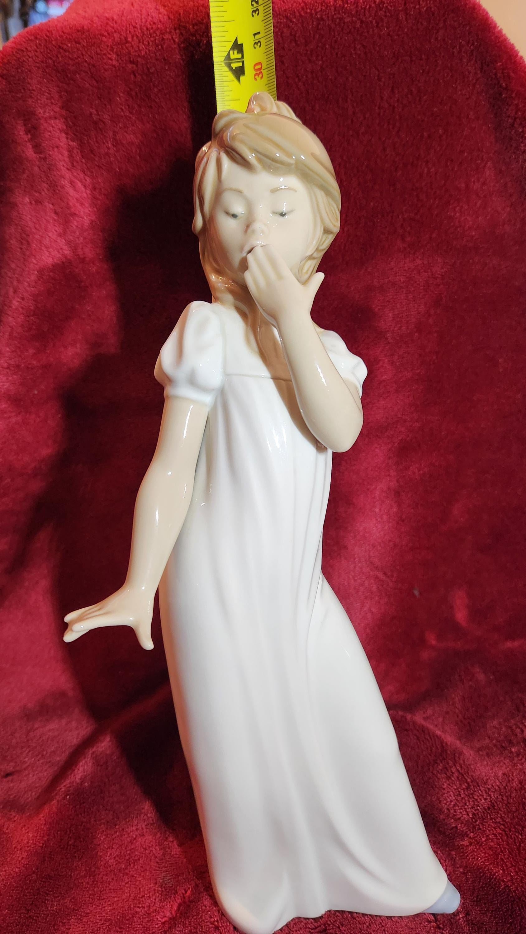 Lladro Girl Yawning - Etsy