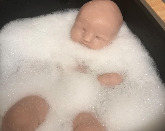 Bebé de silicona de 22 pulgadas: cuerpo completo y robusto, personalizable