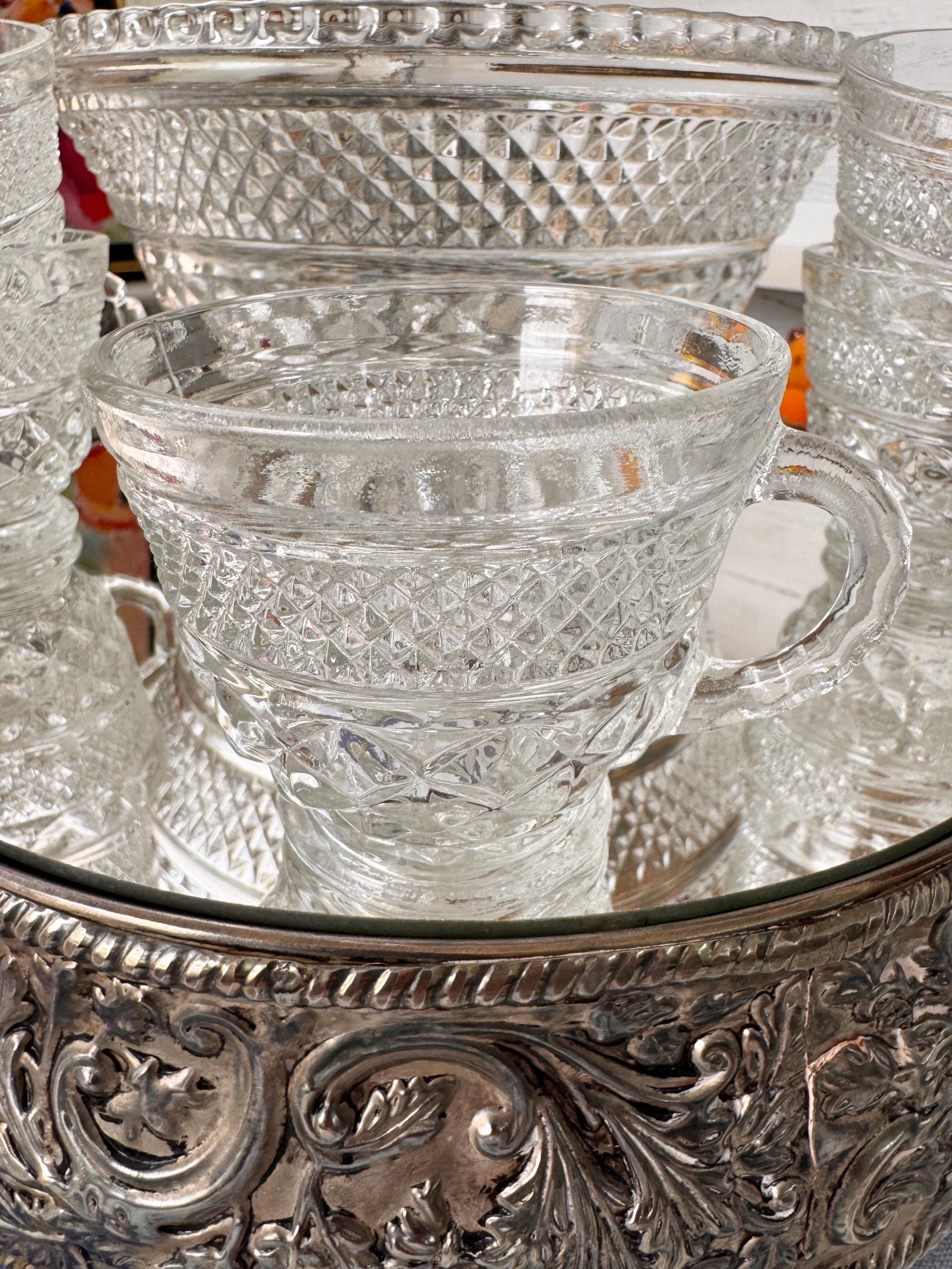 Vintage Anchor Hocking Wexford Punch Bowl Set: 1980s Retro