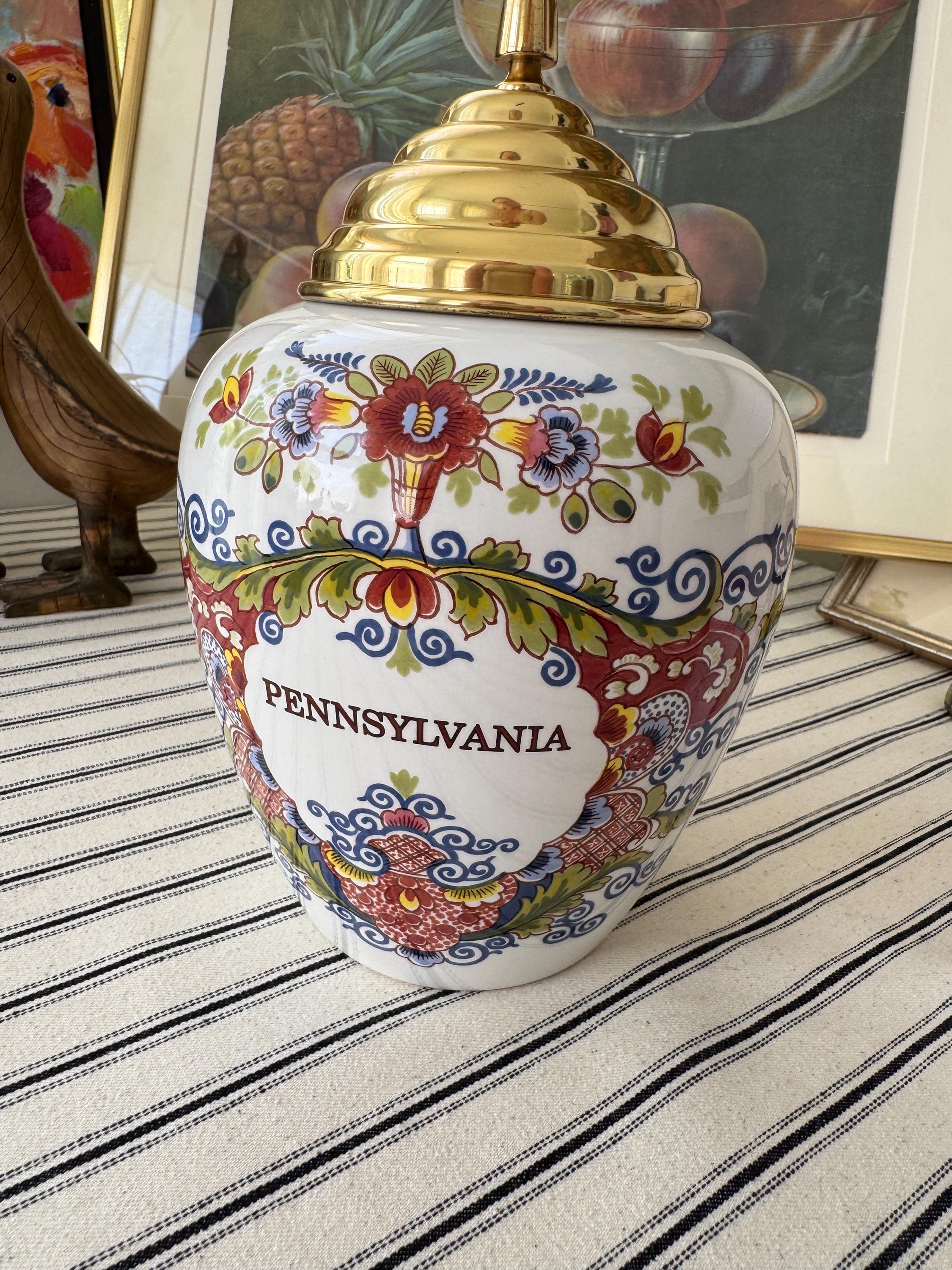 delft royal goedewaagen tobacco jar HUGE! Polychrome Maryland Jar, Humidor 16" ROYAL GOEDEWAAGEN Delft Colonial Williamsburg