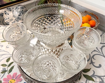 Wexford by Anchor Hocking Pressed Glass Punch Bowl Set: 22-piece