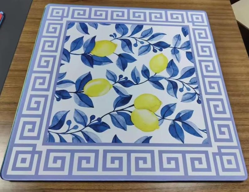 Tapete de Mahjong Coastal Capri con bolsa: Neopreno con estampado de limones, 31,5 x 31,5 imagen 1