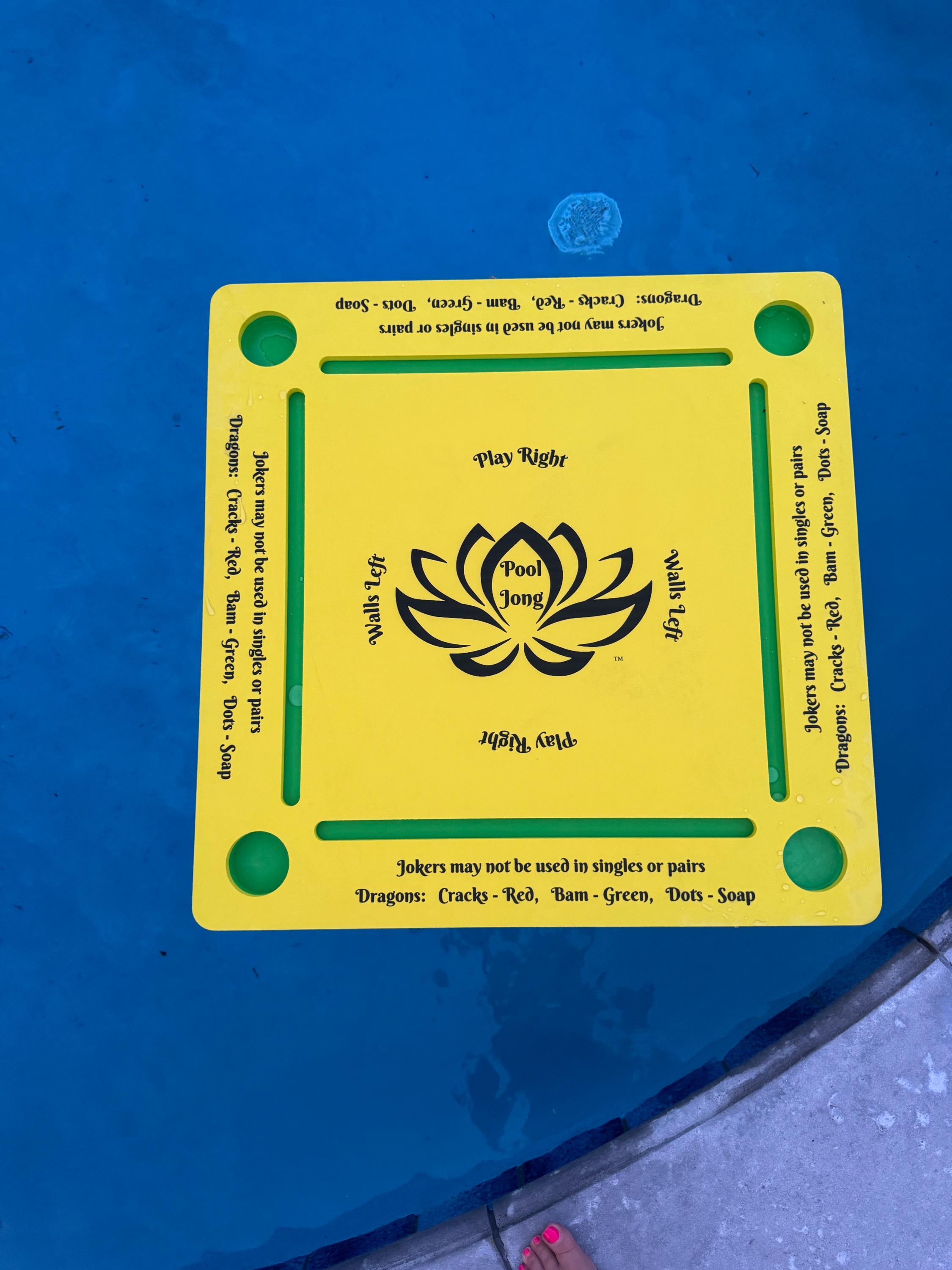 Pool Mahjong Floating Game Table: Limoncello Line, Yellow & Green