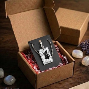 Tarot Cat Fan Pull Chain – Acrylic Light Switch