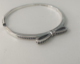 Pandora bracelet jonc scintillant taille 2 réf.