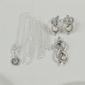 Pandora Infinity Knot Jewellery Gift Set