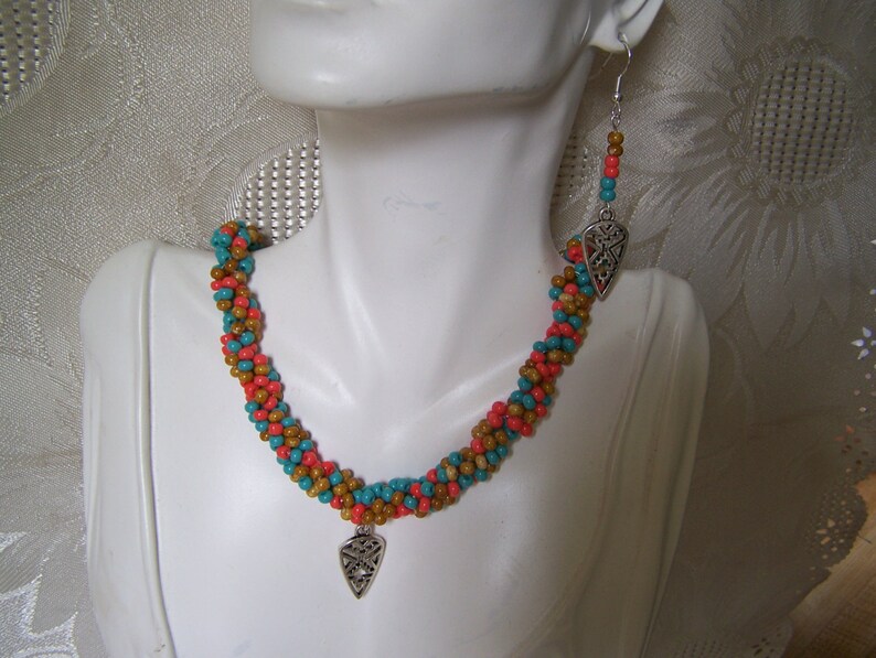Jewelry Set Southwest Colors Spiral Rope Necklace and Earrings