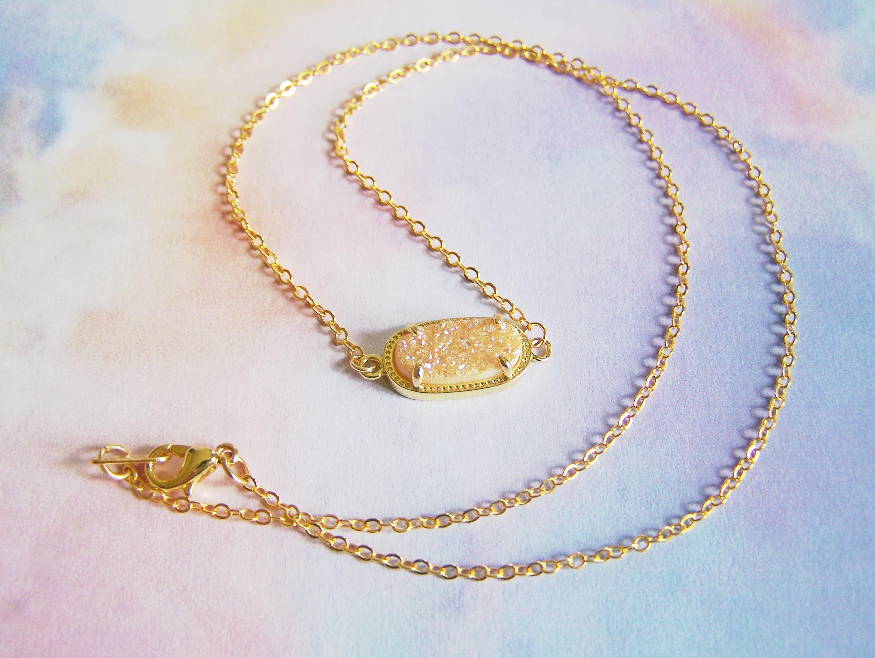 Necklace Like Kendra Scott