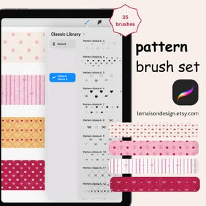 Op de afbeelding: Een digitale tablet toont een patroonkwastenset met 35 kwasten. Het scherm toont verschillende patroonontwerpen, waaronder harten, strikken en strepen. De tekst "pattern brush set" en "lemaisondesign.etsy.com" zijn ook zichtbaar.