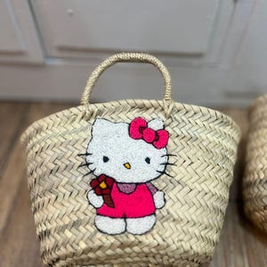 Handwoven Straw Bag for Girls – Cute Cartoon Embroidery – Summer Basket Tote – Personalized Gift Idea