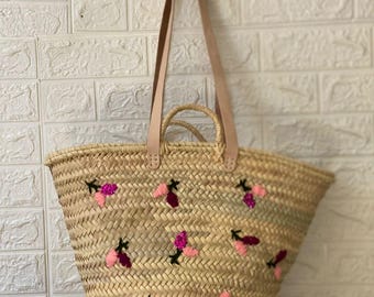 Handmade Moroccan Daisy Basket – Natural Straw Bag with Leather Handles